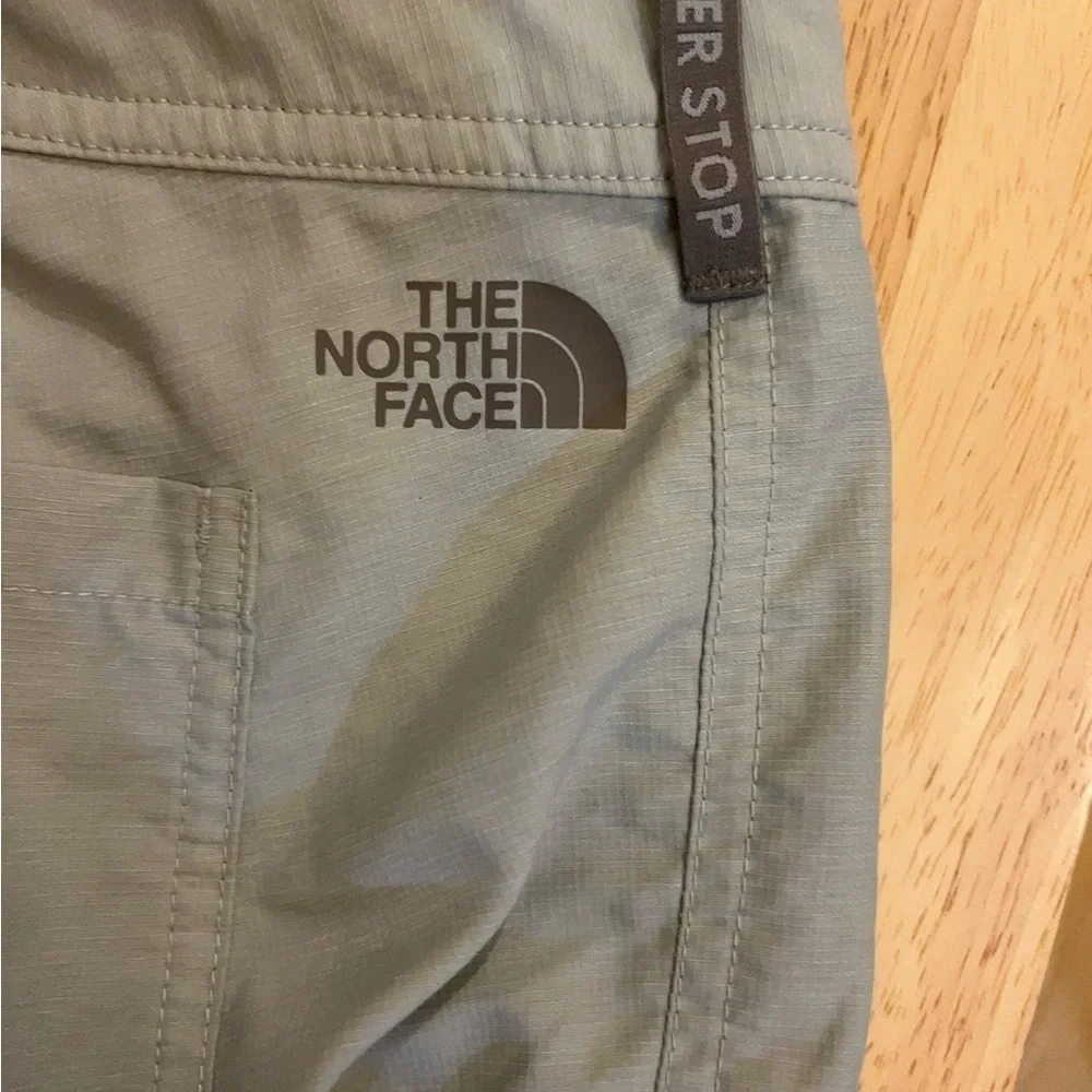 The North Face Aphrodite 2.0